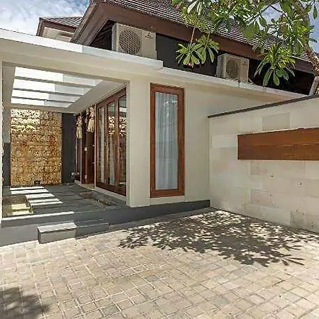 Entrada Seminyak Villa